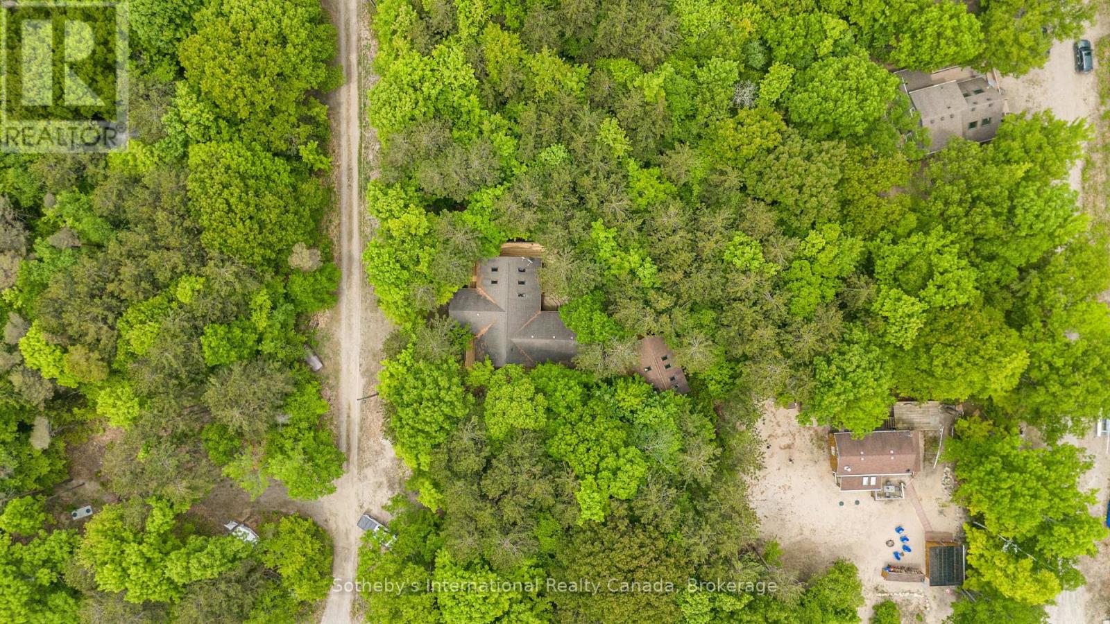 4 Amik Lane, Christian Island 30, Ontario  L9M 0A9 - Photo 19 - S12216392