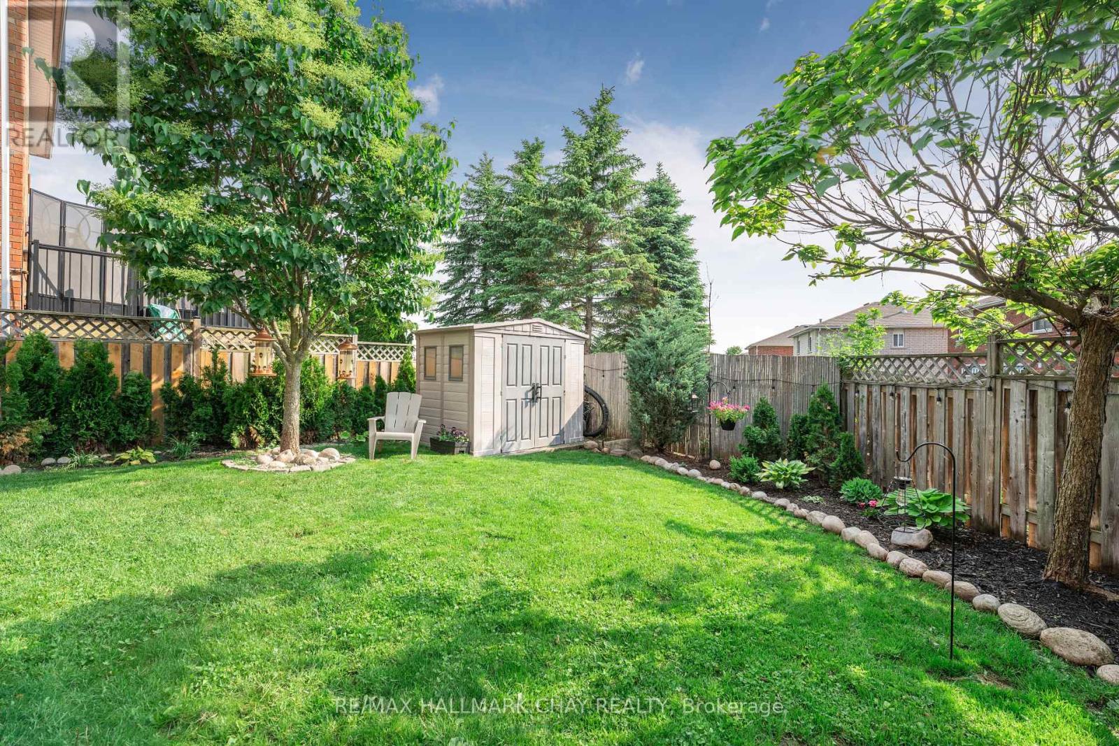 7 Ryan Court, Barrie, Ontario  L4M 6N7 - Photo 37 - S12212803