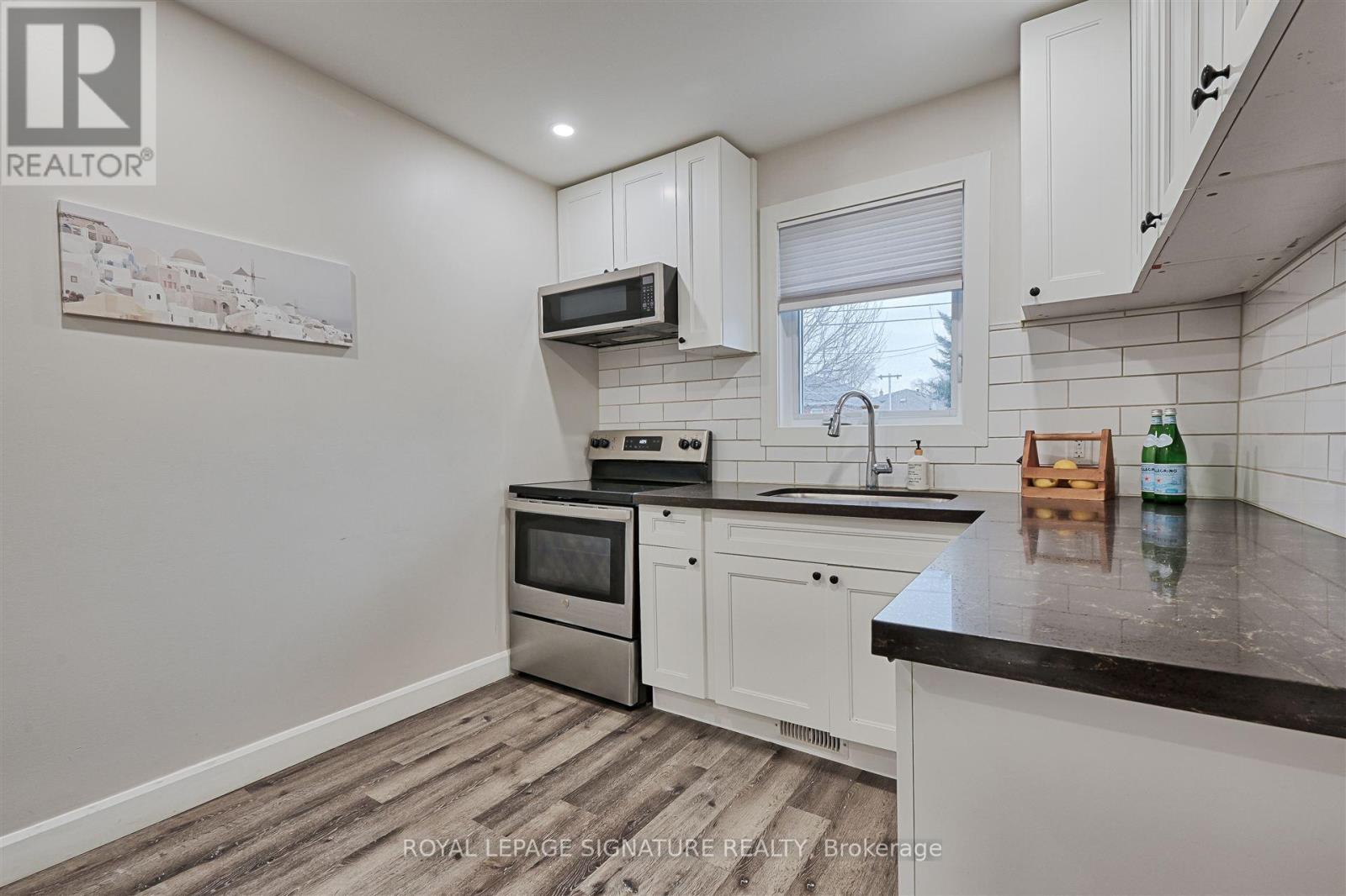 58 Livingstone Avenue, Toronto, Ontario  M6E 2L8 - Photo 13 - W12205012