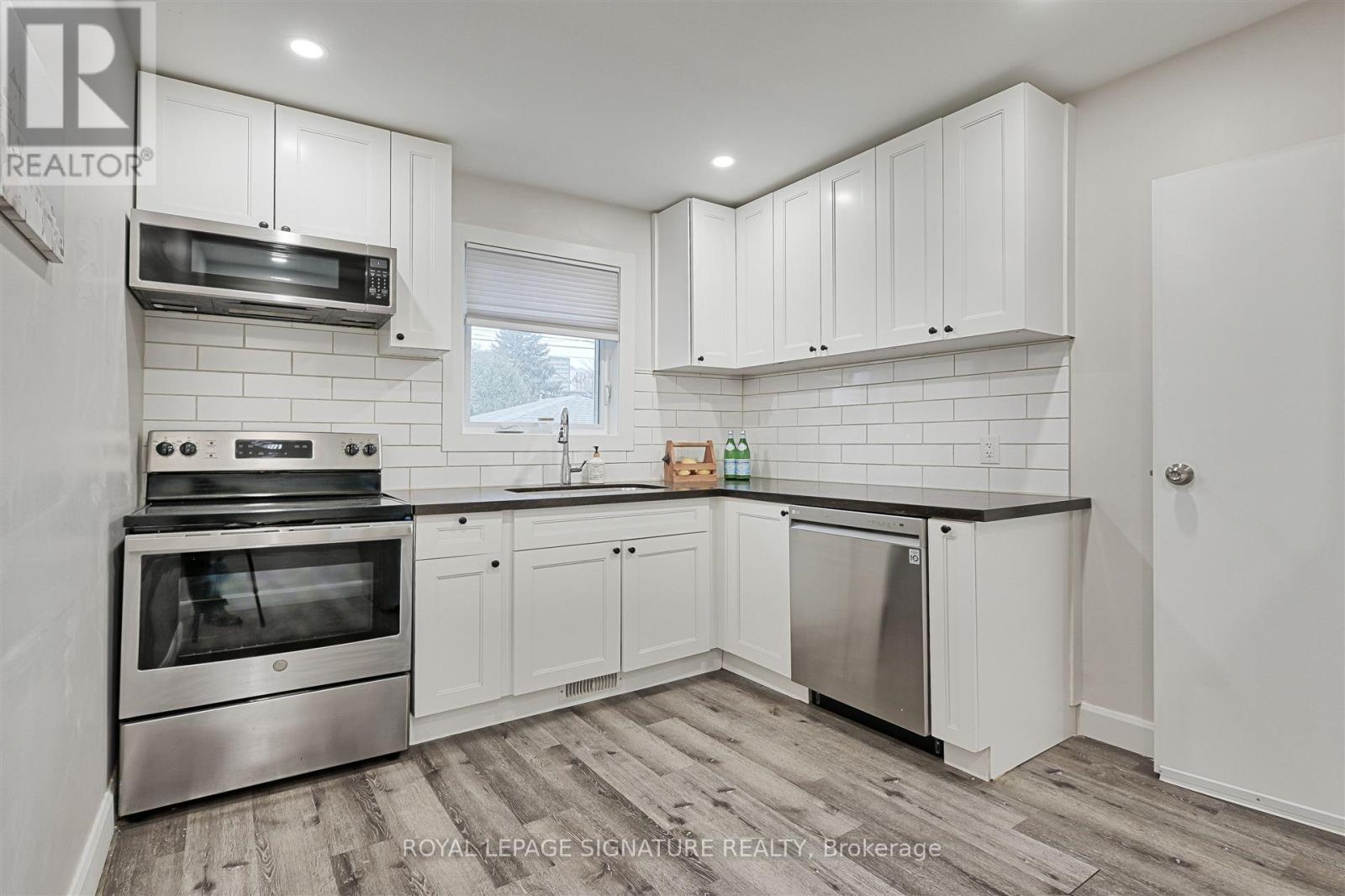 58 Livingstone Avenue, Toronto, Ontario  M6E 2L8 - Photo 11 - W12205012