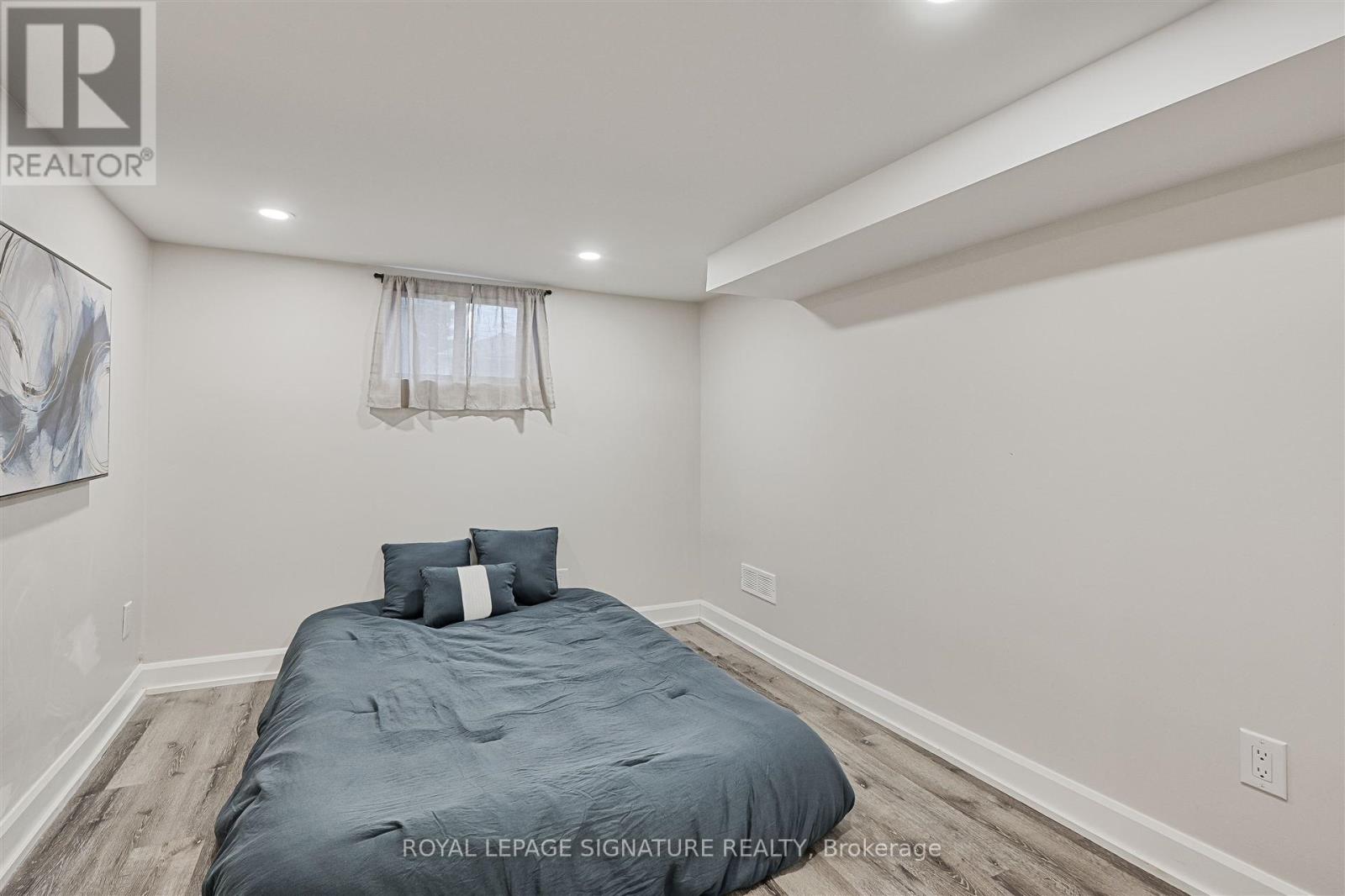 58 Livingstone Avenue, Toronto, Ontario  M6E 2L8 - Photo 35 - W12205012