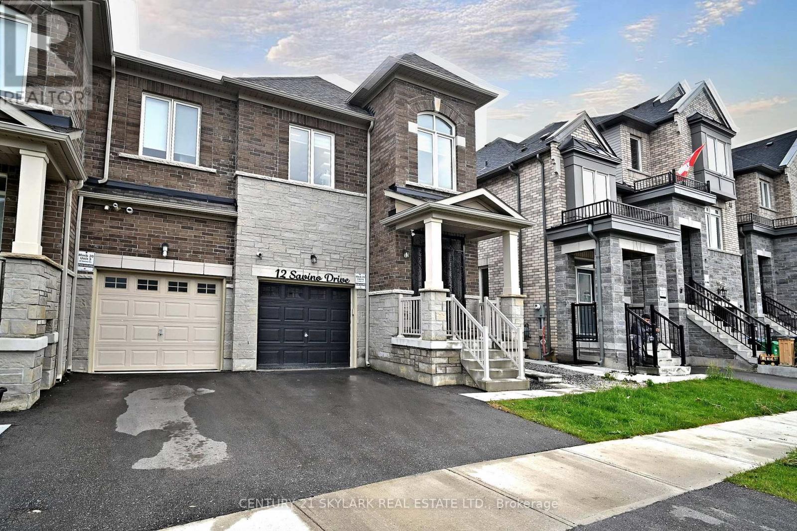 12 Savino Drive W, Brampton, Ontario  L6Z 0J5 - Photo 2 - W12213350