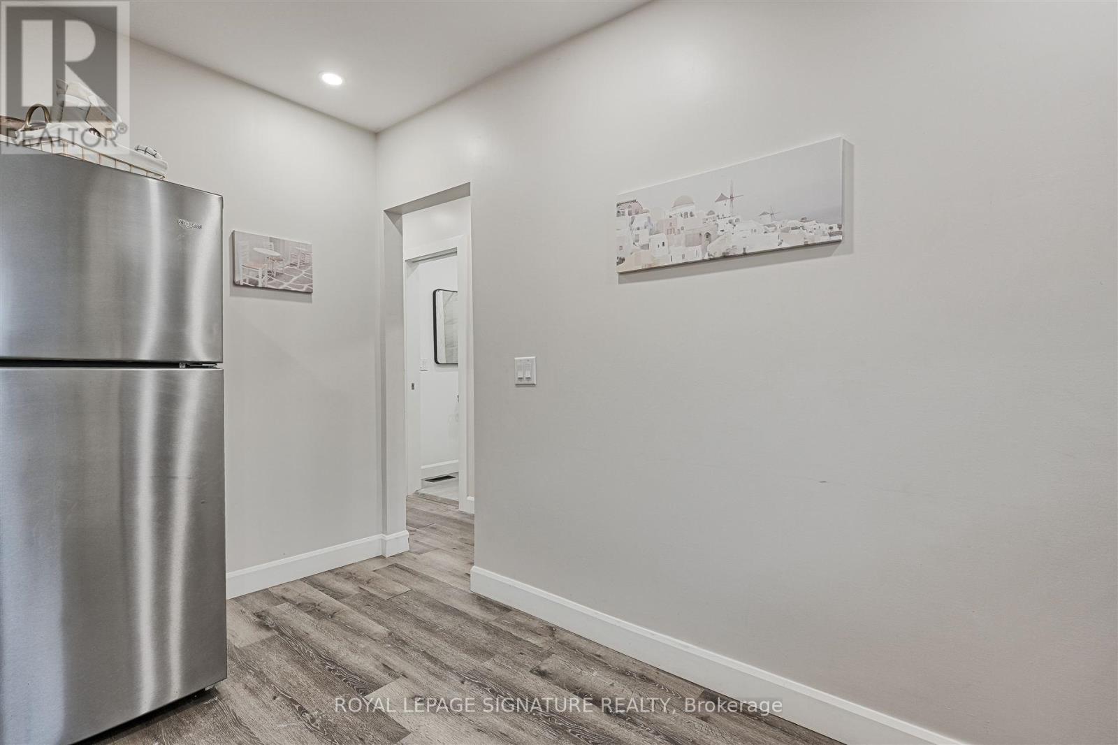 58 Livingstone Avenue, Toronto, Ontario  M6E 2L8 - Photo 16 - W12205012