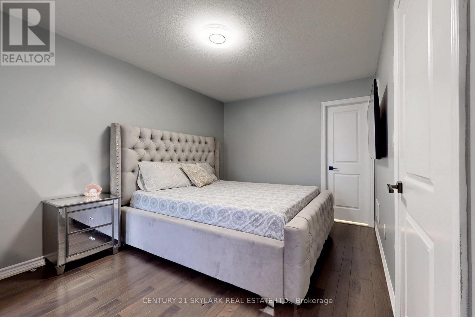 12 Savino Drive W, Brampton, Ontario  L6Z 0J5 - Photo 22 - W12213350