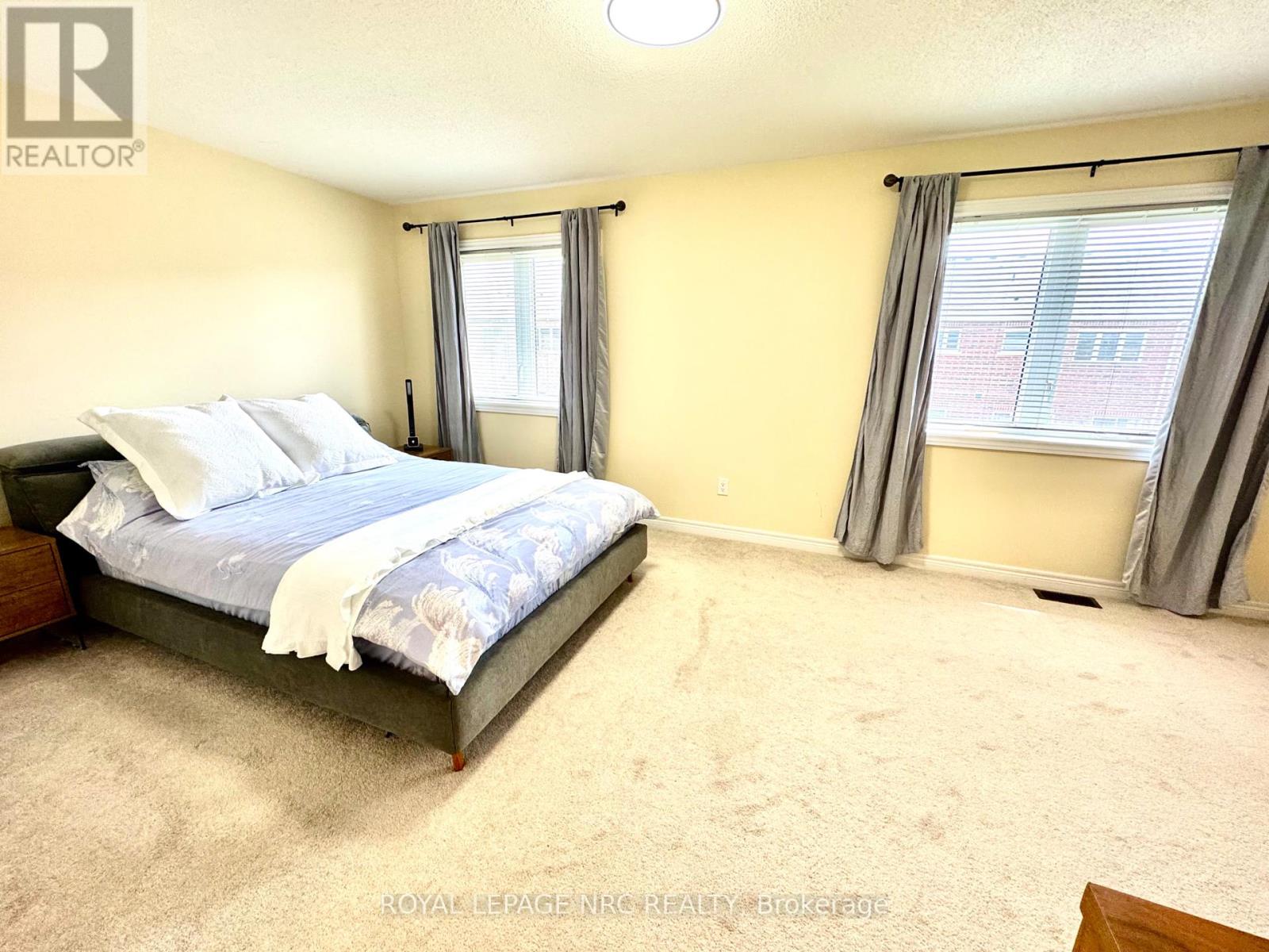 45 Sparkle Drive, Thorold, Ontario  L0S 1A0 - Photo 12 - X12216994