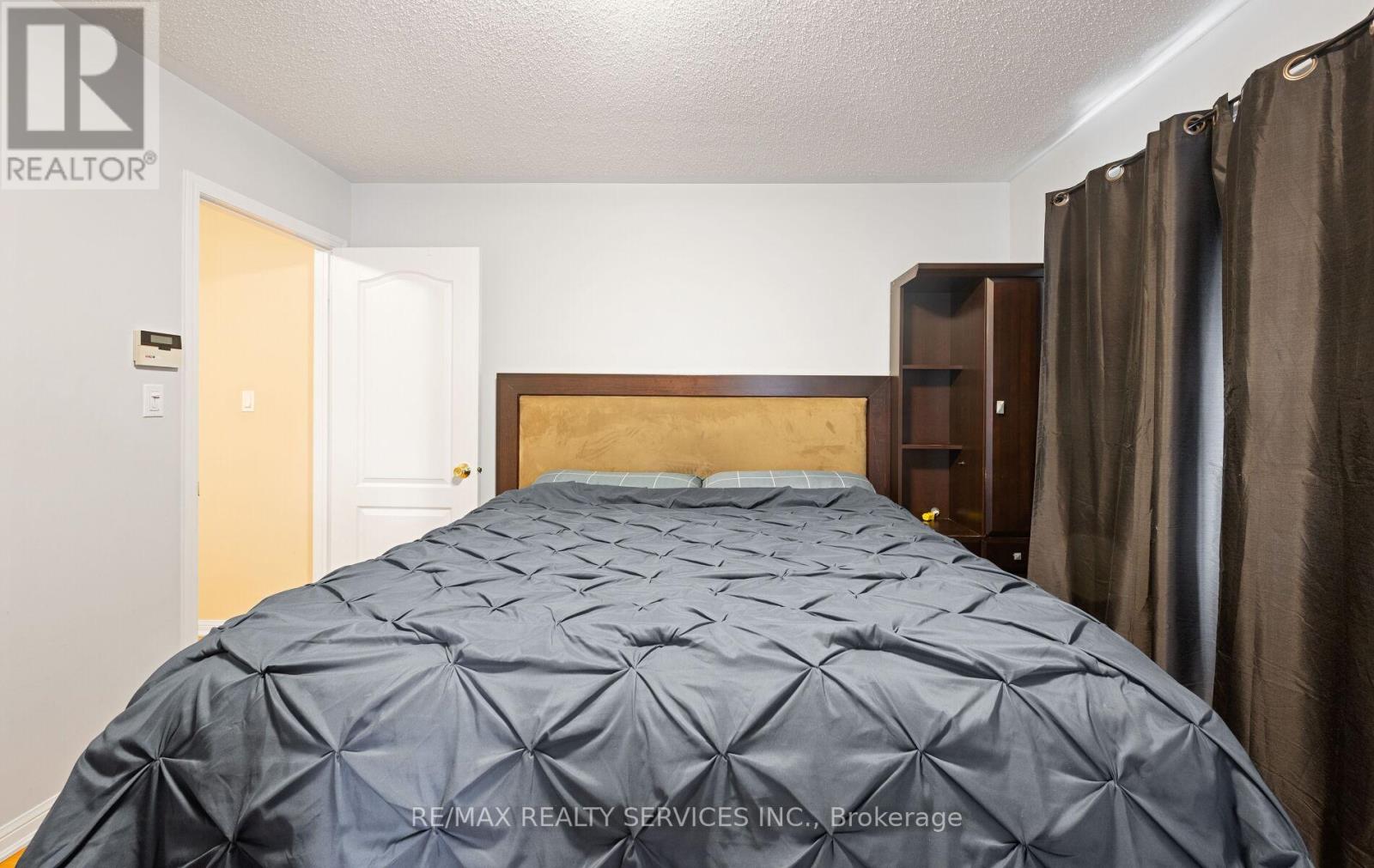69 Decker Hollow Circle, Brampton (Credit Valley), Ontario  L6X 0L5 - Photo 33 - W12215482