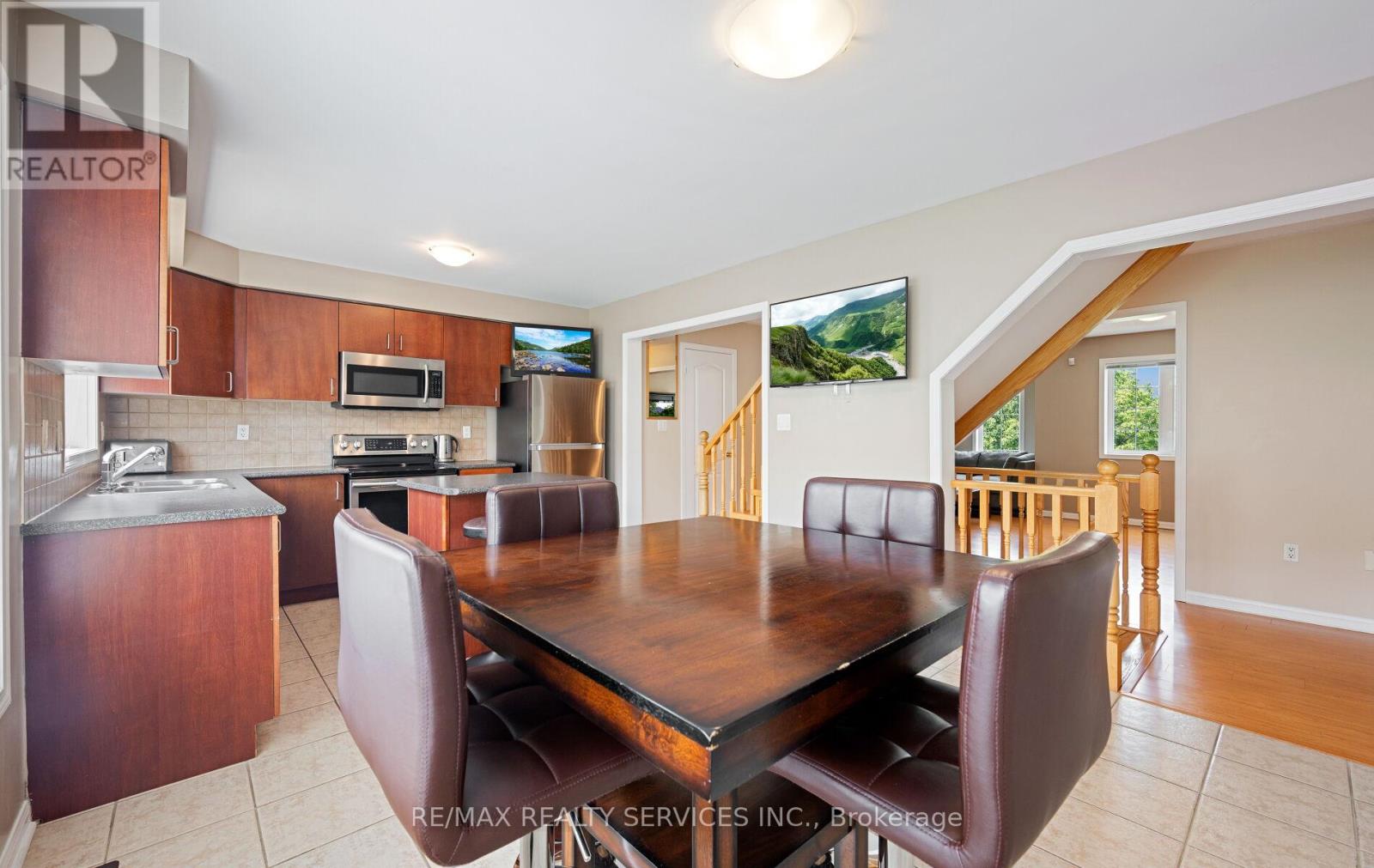69 Decker Hollow Circle, Brampton (Credit Valley), Ontario  L6X 0L5 - Photo 19 - W12215482