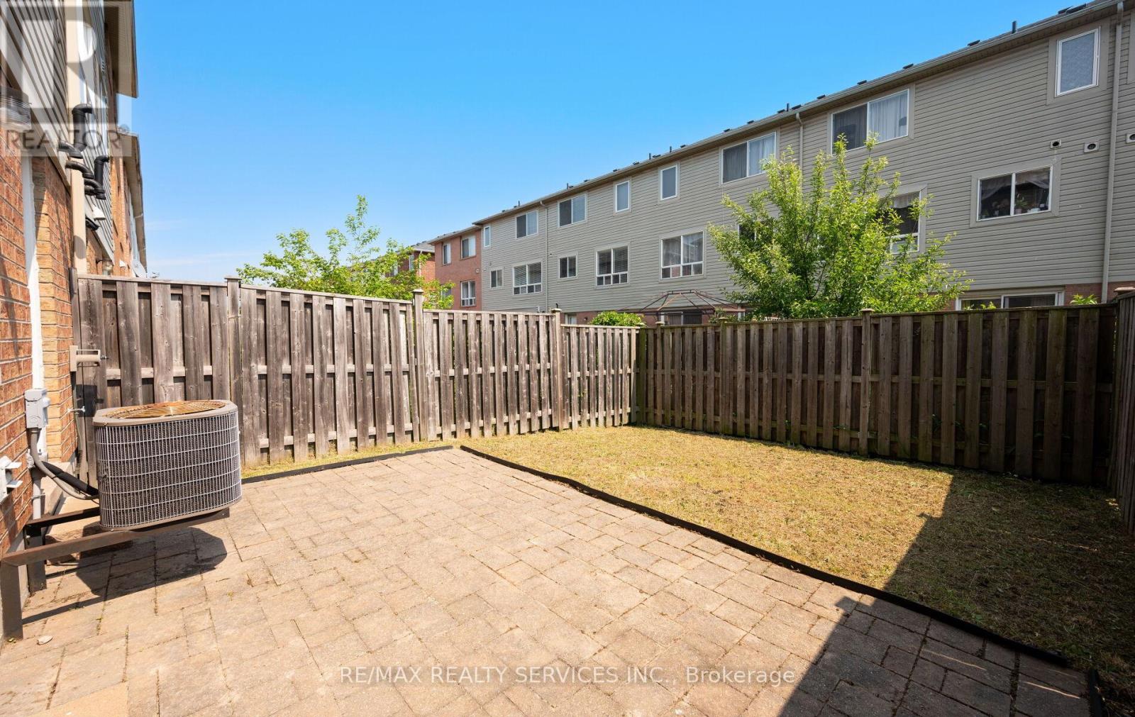 69 Decker Hollow Circle, Brampton (Credit Valley), Ontario  L6X 0L5 - Photo 45 - W12215482