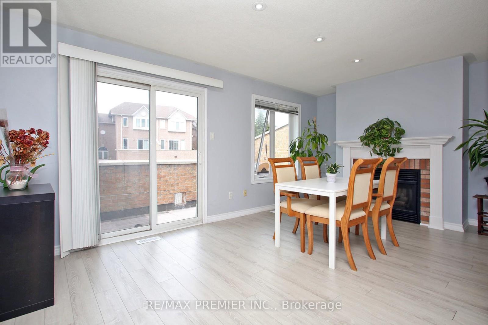 37 - 45 Bristol Road E, Mississauga (Hurontario), Ontario  L4Z 3P5 - Photo 6 - W12215761
