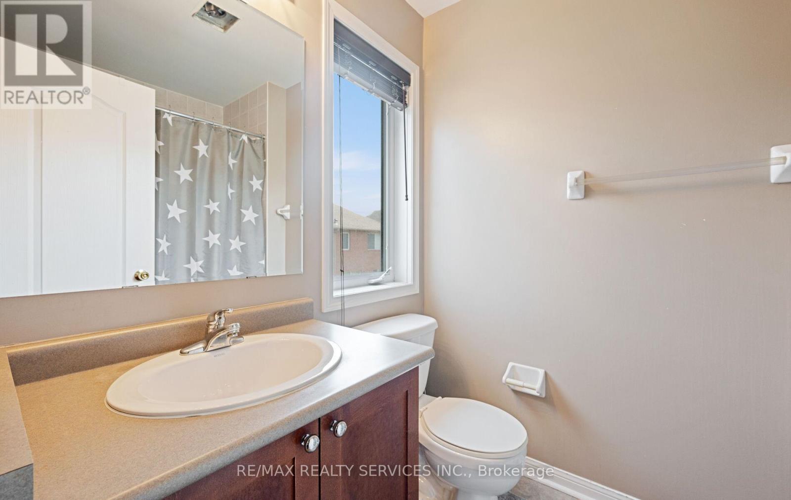 69 Decker Hollow Circle, Brampton (Credit Valley), Ontario  L6X 0L5 - Photo 34 - W12215482
