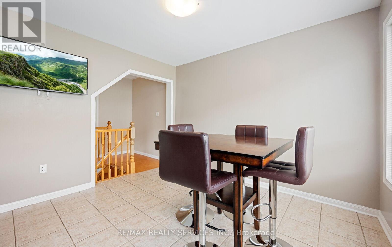 69 Decker Hollow Circle, Brampton (Credit Valley), Ontario  L6X 0L5 - Photo 18 - W12215482