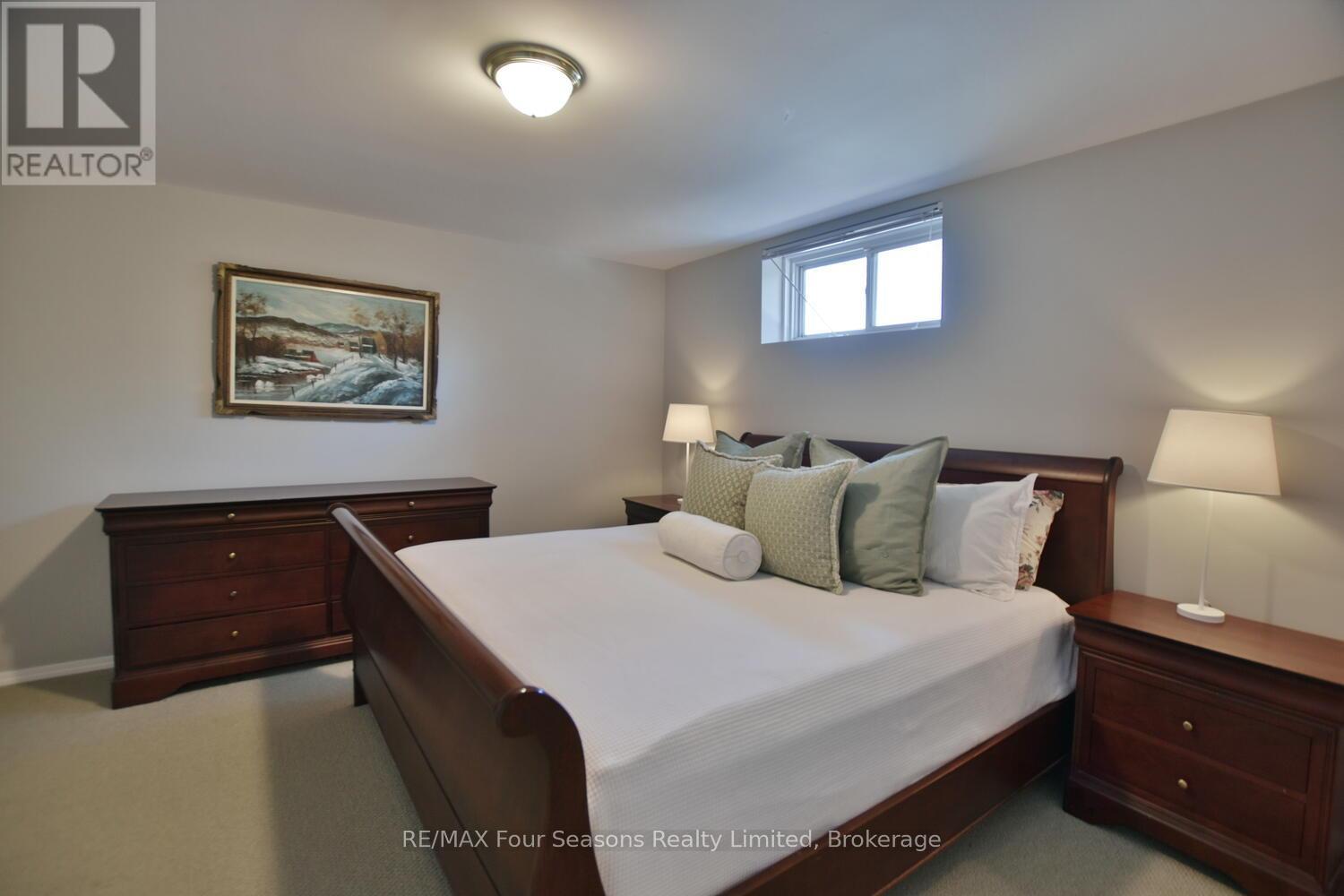 46 William Avenue, Wasaga Beach, Ontario  L9Z 2X3 - Photo 44 - S12216992