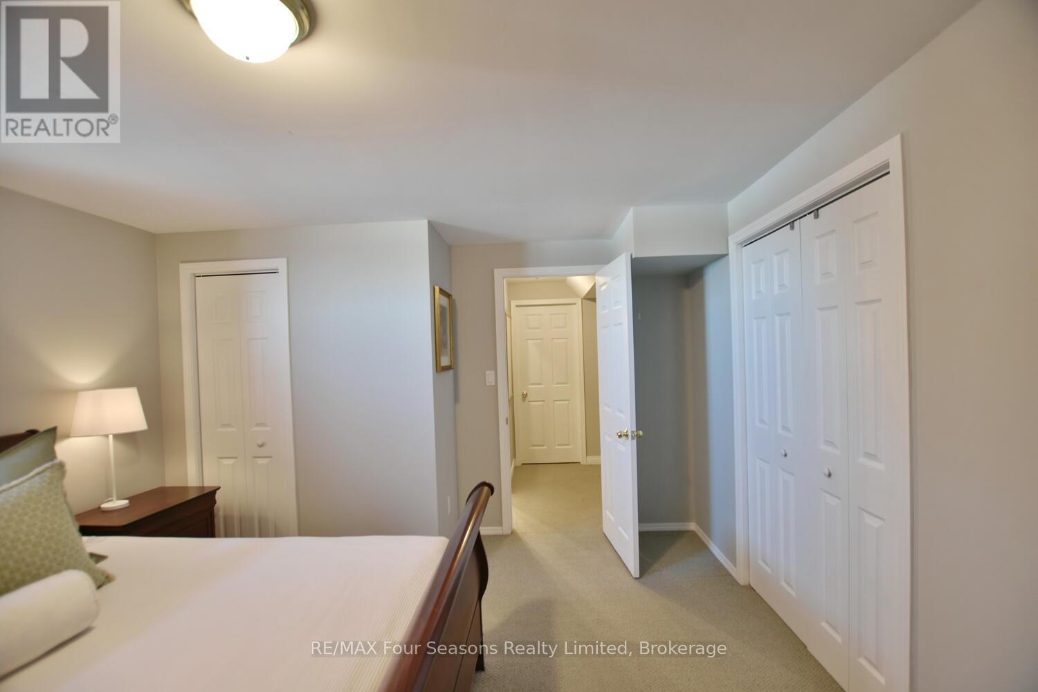 46 William Avenue, Wasaga Beach, Ontario  L9Z 2X3 - Photo 46 - S12216992