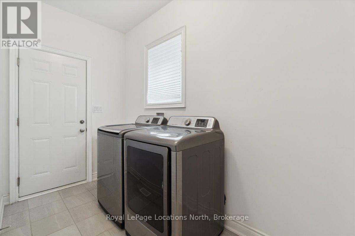 37 Autumn Drive, Wasaga Beach, Ontario  L9Z 0G8 - Photo 31 - S12217018