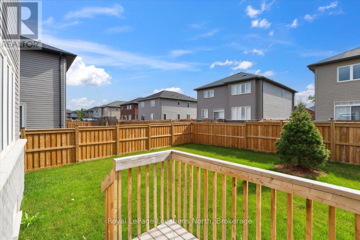 37 Autumn Drive, Wasaga Beach, Ontario  L9Z 0G8 - Photo 34 - S12217018