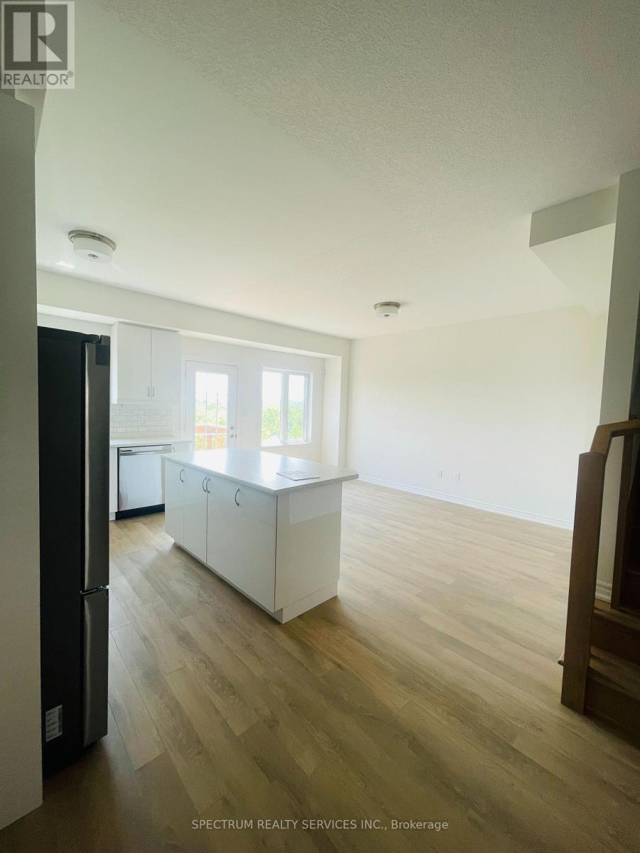 40 - 620 Colborne Street, Brantford, Ontario  N3T 0Y1 - Photo 4 - X12212317