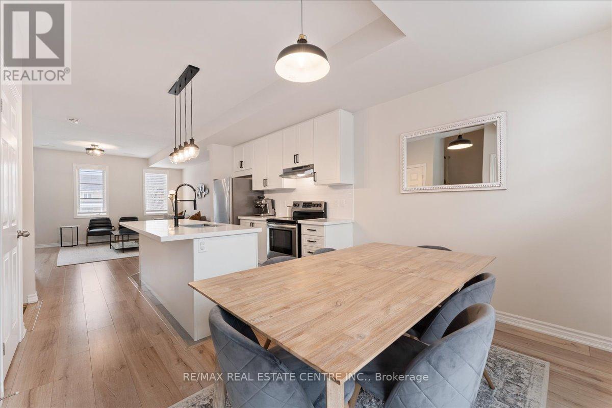 13 - 219 Dundas Street E, Hamilton, Ontario  L8B 1V9 - Photo 13 - X12215230