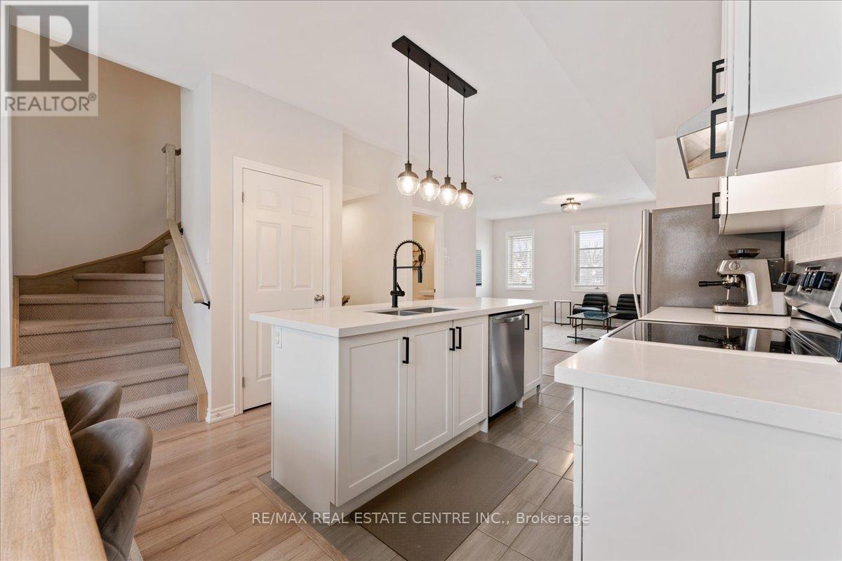 13 - 219 Dundas Street E, Hamilton, Ontario  L8B 1V9 - Photo 14 - X12215230