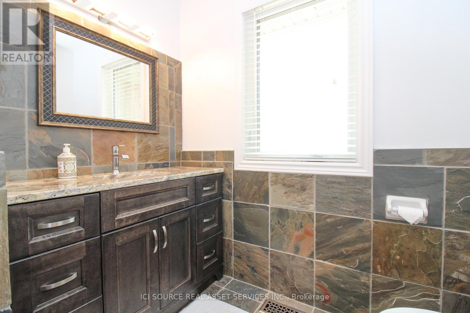 260 O'dette Road, Peterborough West, Ontario  K9K 2N8 - Photo 25 - X12216371
