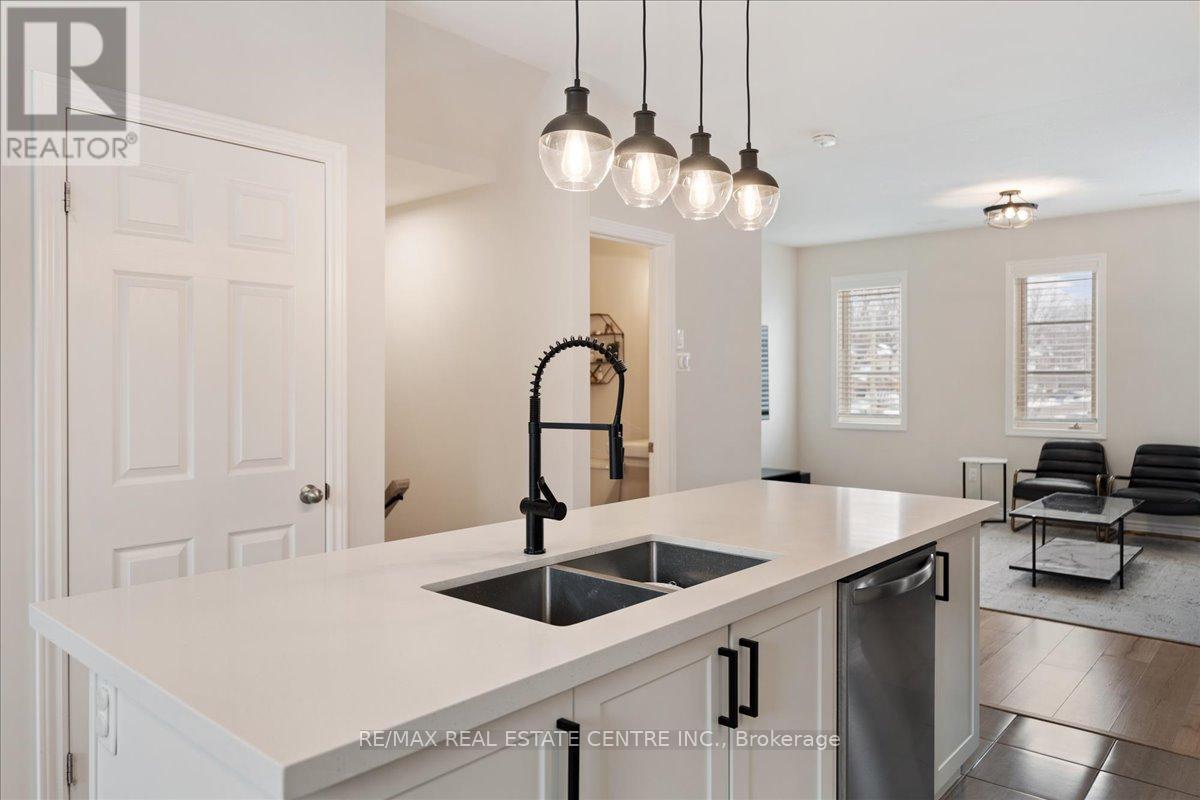 13 - 219 Dundas Street E, Hamilton, Ontario  L8B 1V9 - Photo 15 - X12215230