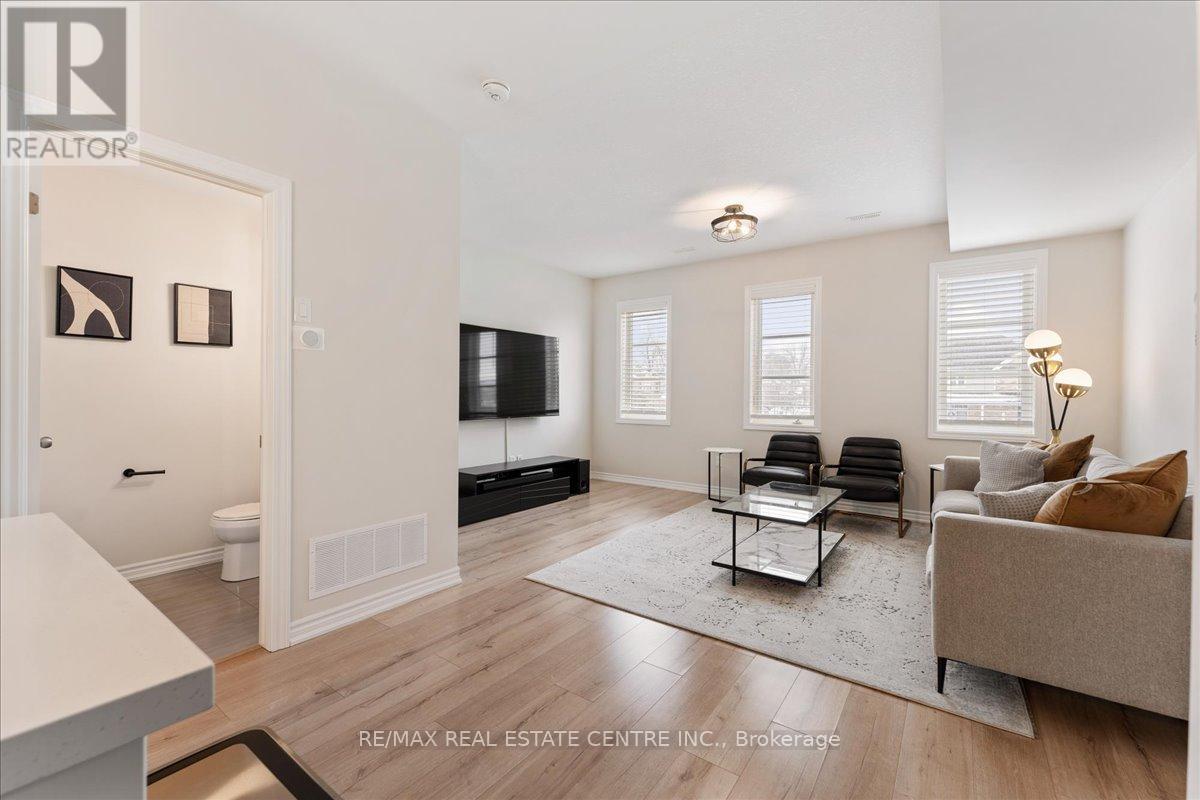13 - 219 Dundas Street E, Hamilton, Ontario  L8B 1V9 - Photo 19 - X12215230