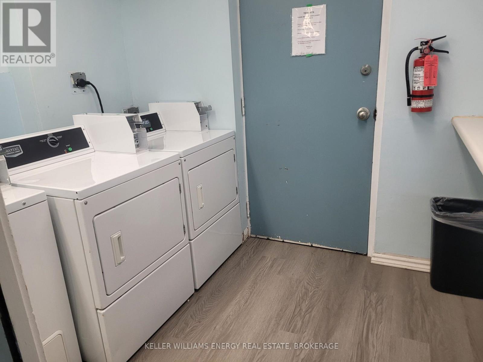 305 - 576 Mary Street E, Whitby, Ontario  L1N 2R3 - Photo 8 - E12217007