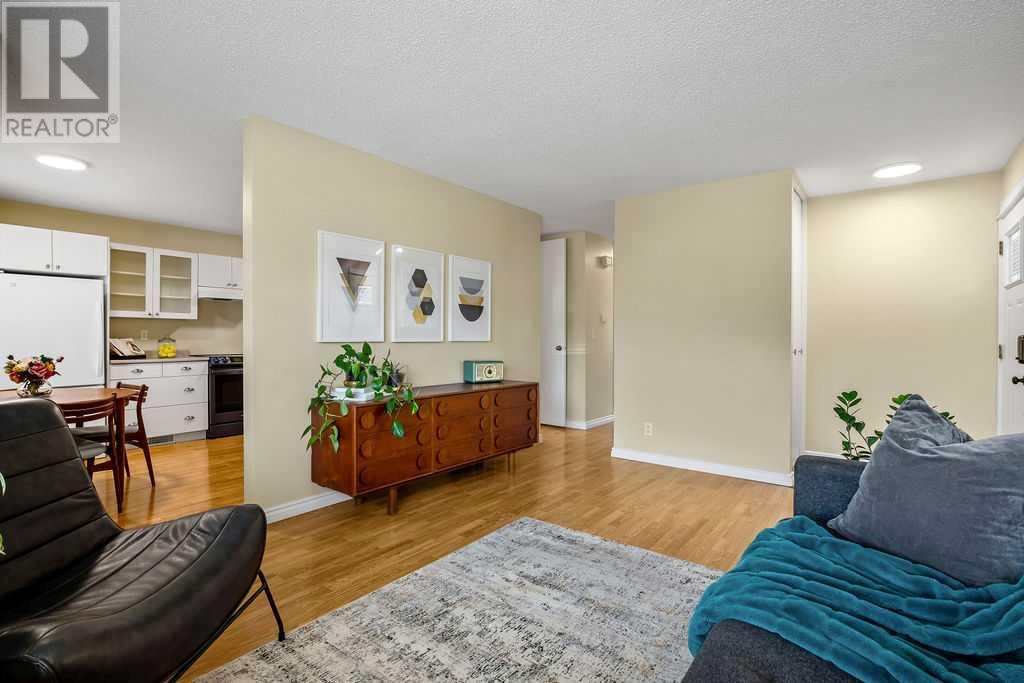 Property at 111 Shawmeadows Crescent SW image 5
