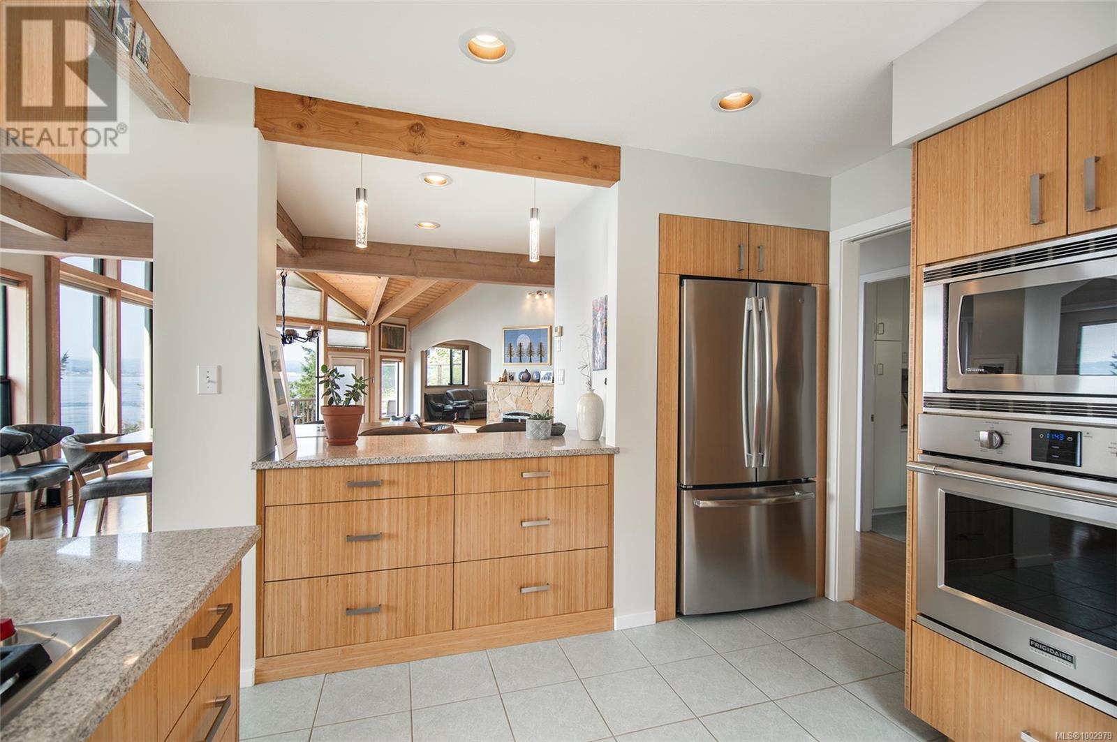 751 Noble Rd, Quadra Island, British Columbia  V0P 1N0 - Photo 17 - 1002979