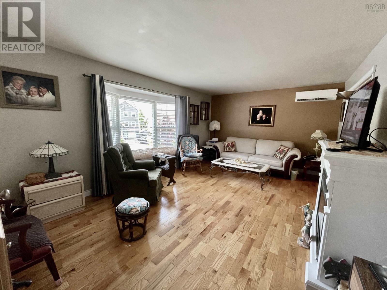 61 Portland Estates Blvd West, Dartmouth, Nova Scotia  B2W 6E5 - Photo 3 - 202514384
