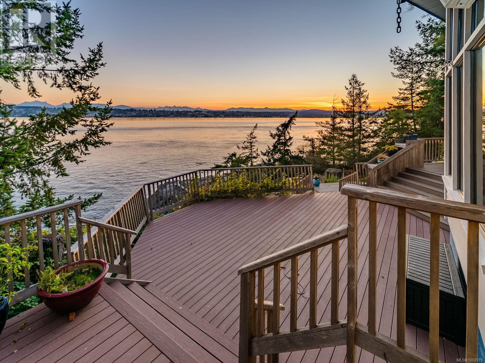 751 Noble Rd, Quadra Island, British Columbia  V0P 1N0 - Photo 69 - 1002979