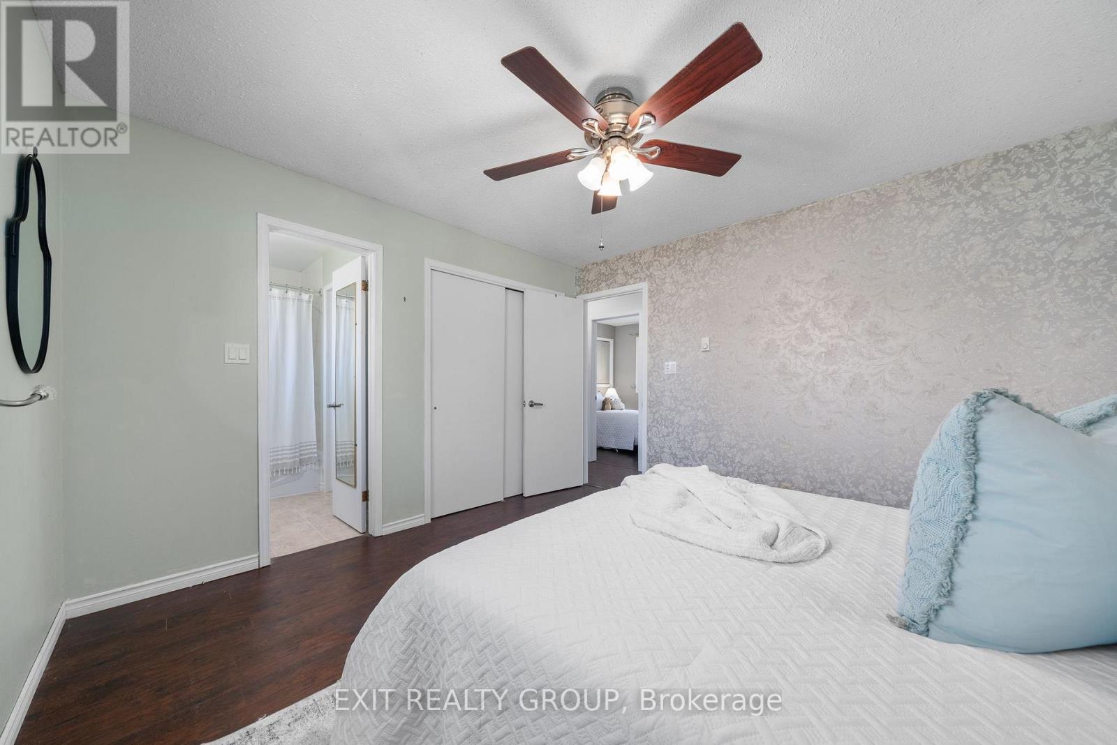 37 Glenn Drive, Quinte West, Ontario  K8V 6C7 - Photo 24 - X12216915