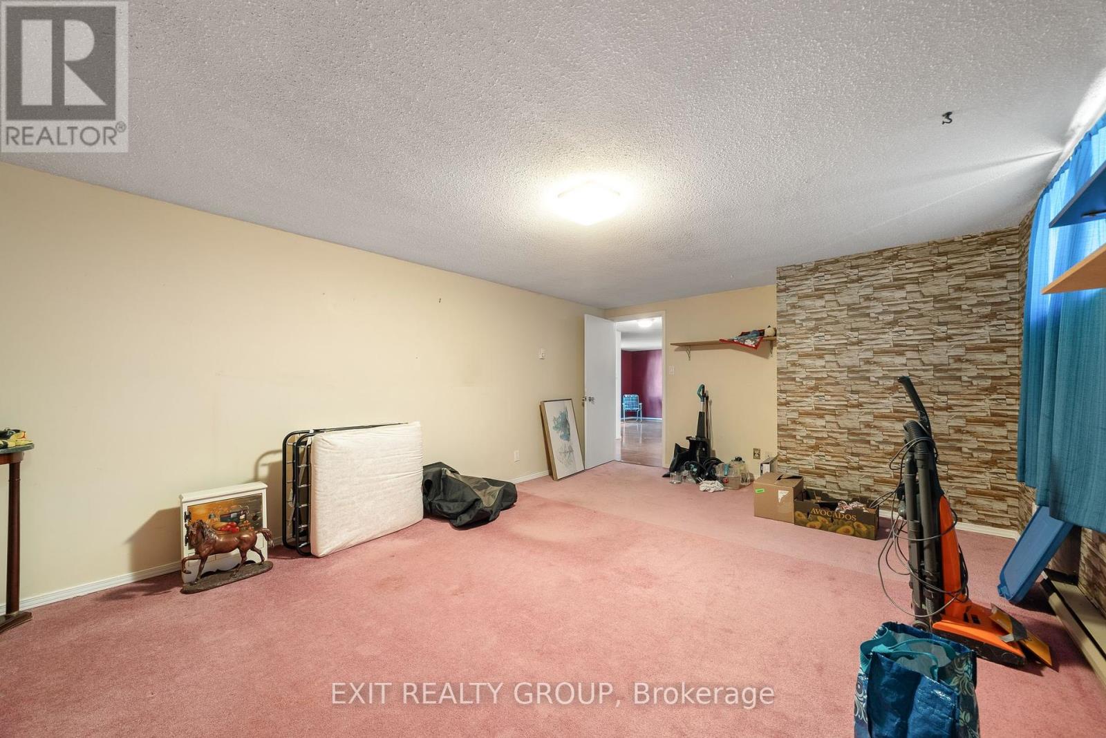 37 Glenn Drive, Quinte West, Ontario  K8V 6C7 - Photo 28 - X12216915
