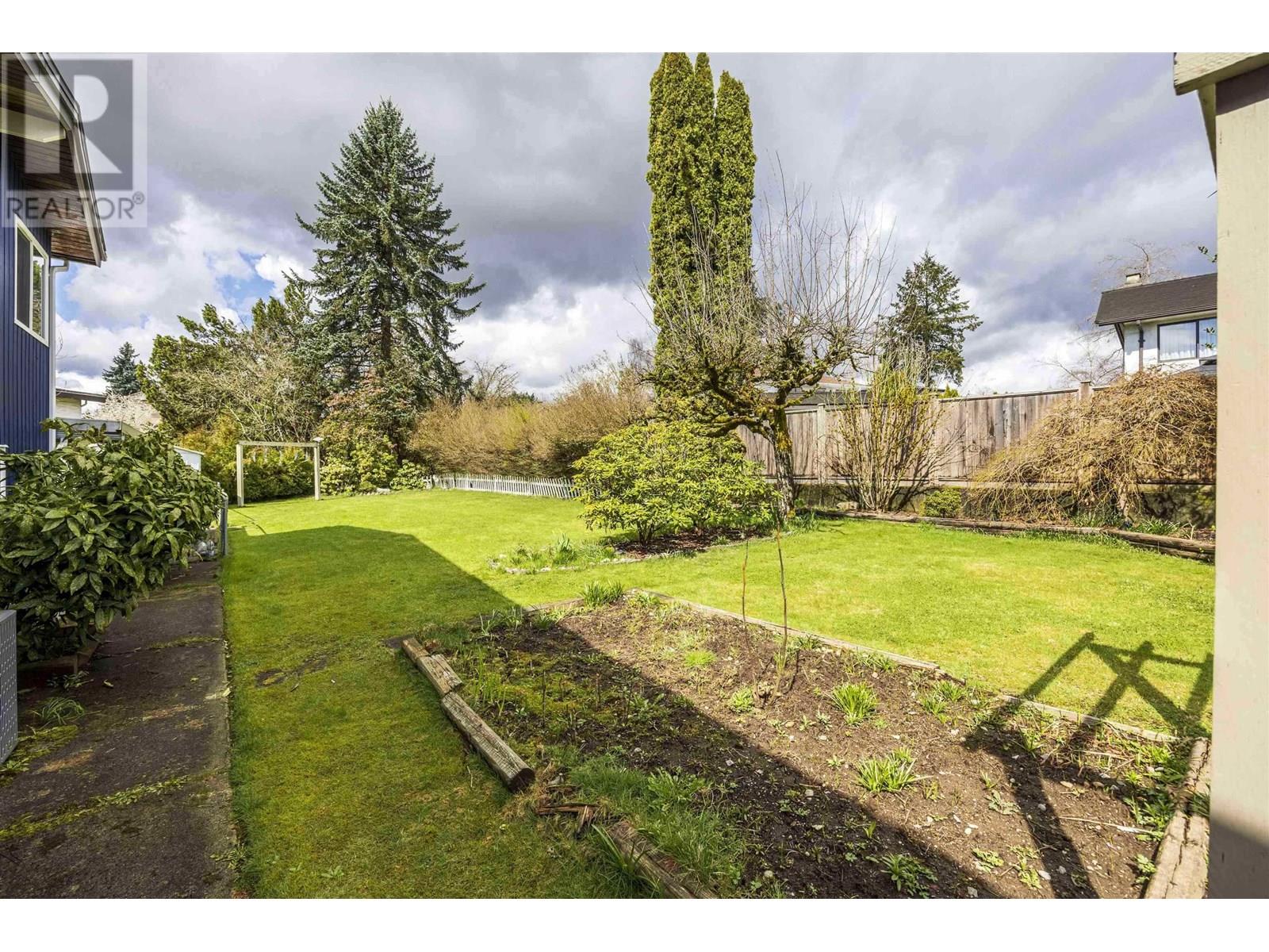 3345 Cardinal Drive, Burnaby, British Columbia  V5A 2T7 - Photo 29 - R3014690