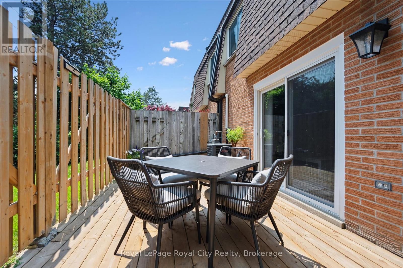 16 - 120 Country Club Drive W, Guelph, Ontario  N1E 3K7 - Photo 22 - X12216995