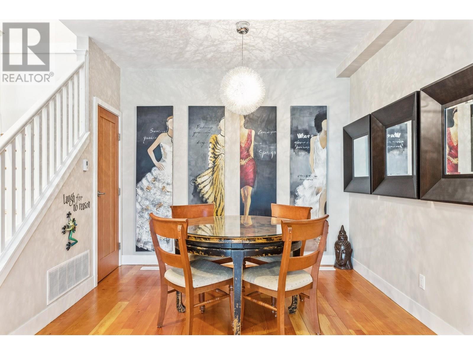 247 Furness Street, New Westminster, British Columbia  V3M 0B4 - Photo 6 - R2989754