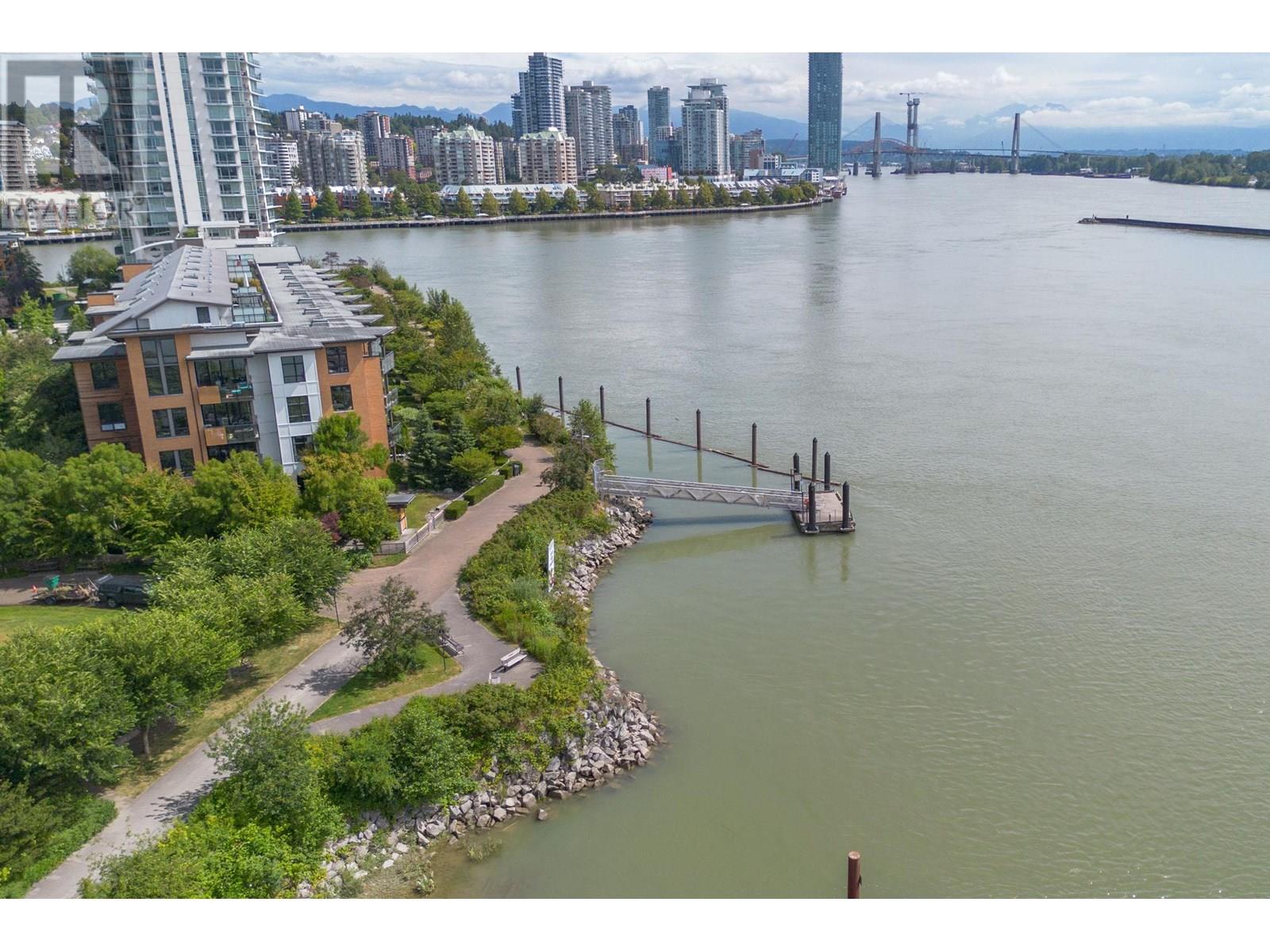 247 Furness Street, New Westminster, British Columbia  V3M 0B4 - Photo 35 - R2989754