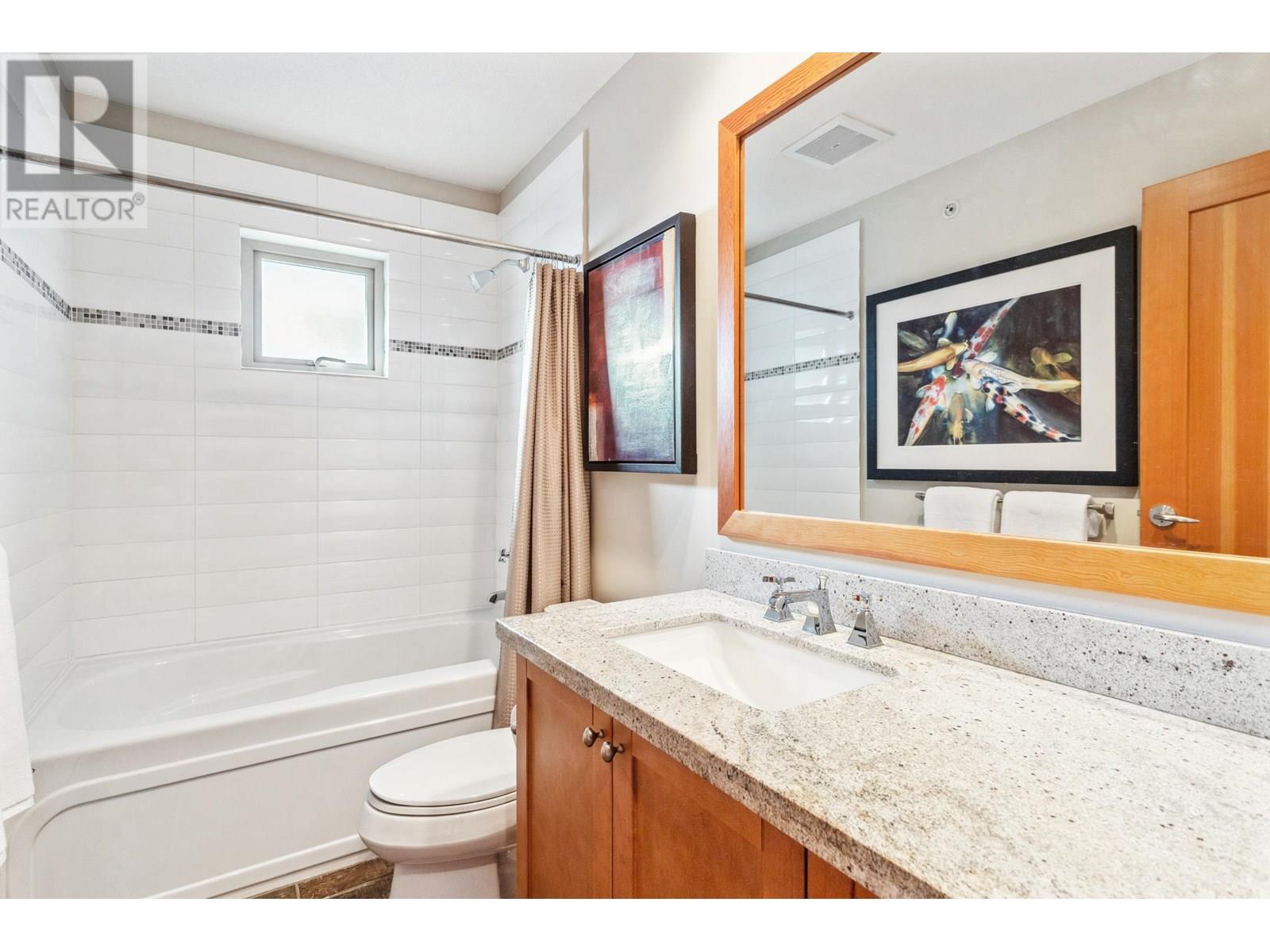 247 Furness Street, New Westminster, British Columbia  V3M 0B4 - Photo 22 - R2989754