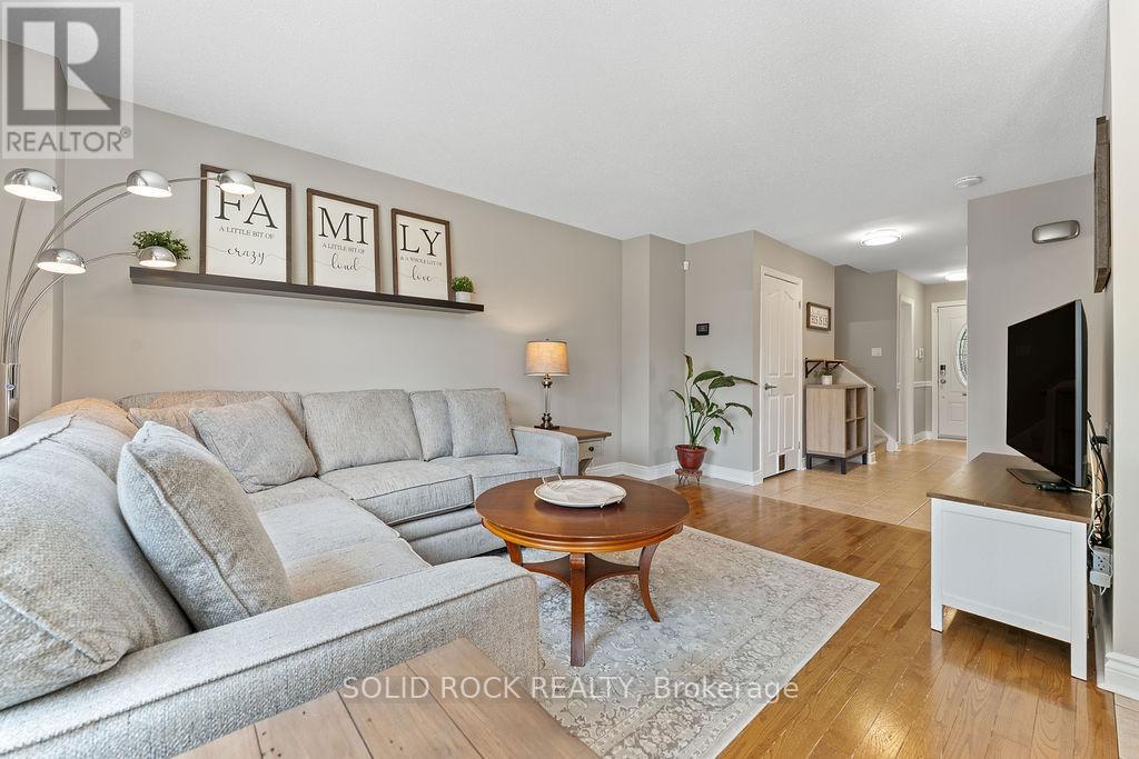 33 Benlark Road, Ottawa, Ontario  K2J 2L5 - Photo 13 - X12216904