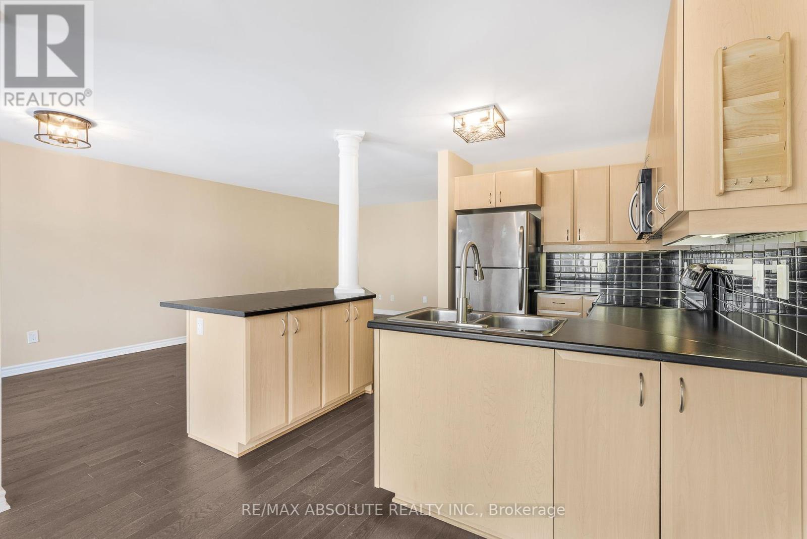 663 Lakeridge Drive, Ottawa, Ontario  K4A 0J8 - Photo 11 - X12216926