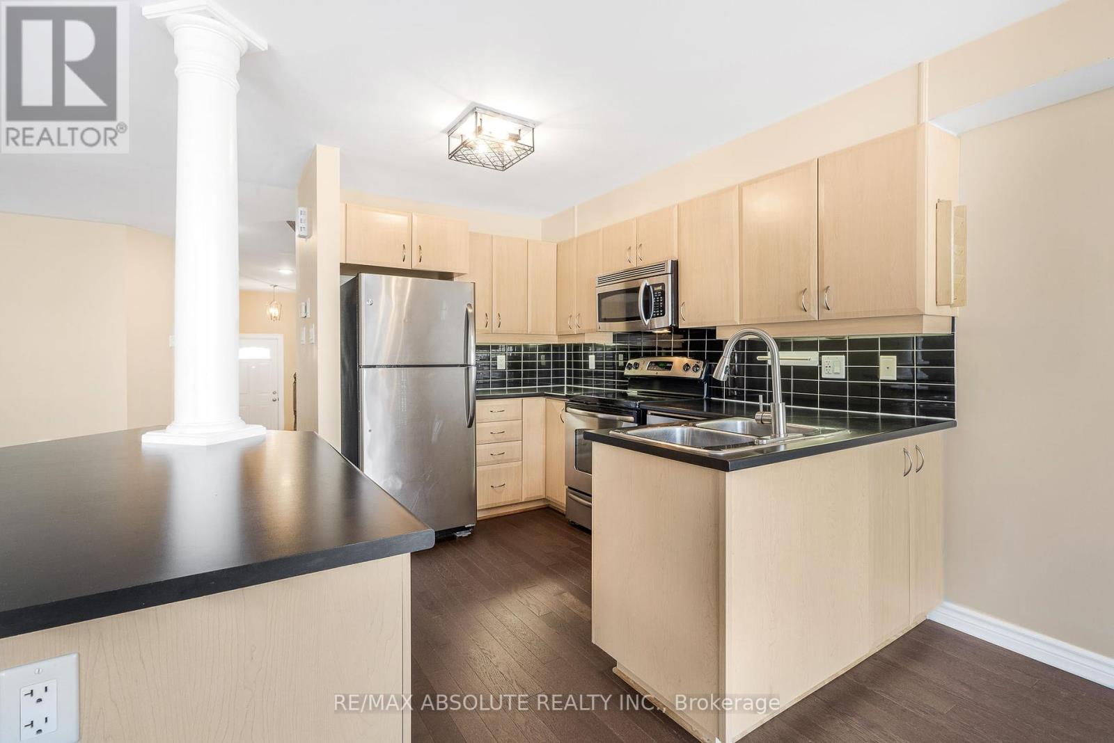663 Lakeridge Drive, Ottawa, Ontario  K4A 0J8 - Photo 12 - X12216926