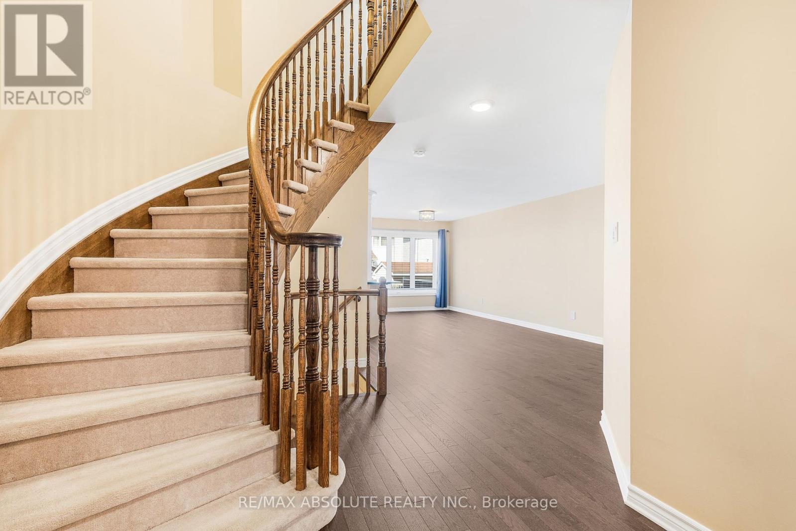 663 Lakeridge Drive, Ottawa, Ontario  K4A 0J8 - Photo 15 - X12216926