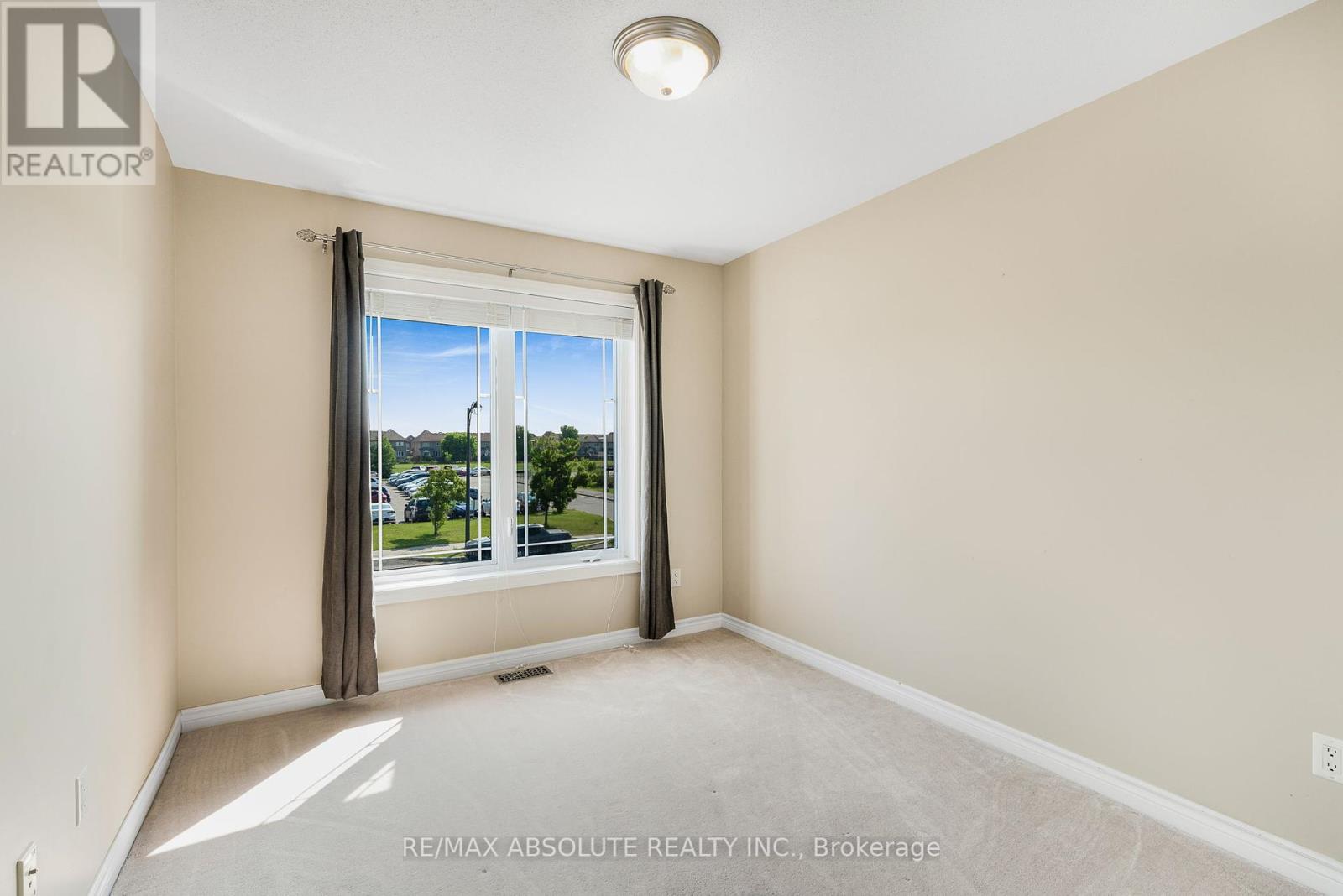 663 Lakeridge Drive, Ottawa, Ontario  K4A 0J8 - Photo 22 - X12216926