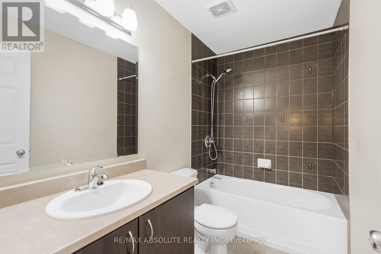 663 Lakeridge Drive, Ottawa, Ontario  K4A 0J8 - Photo 23 - X12216926