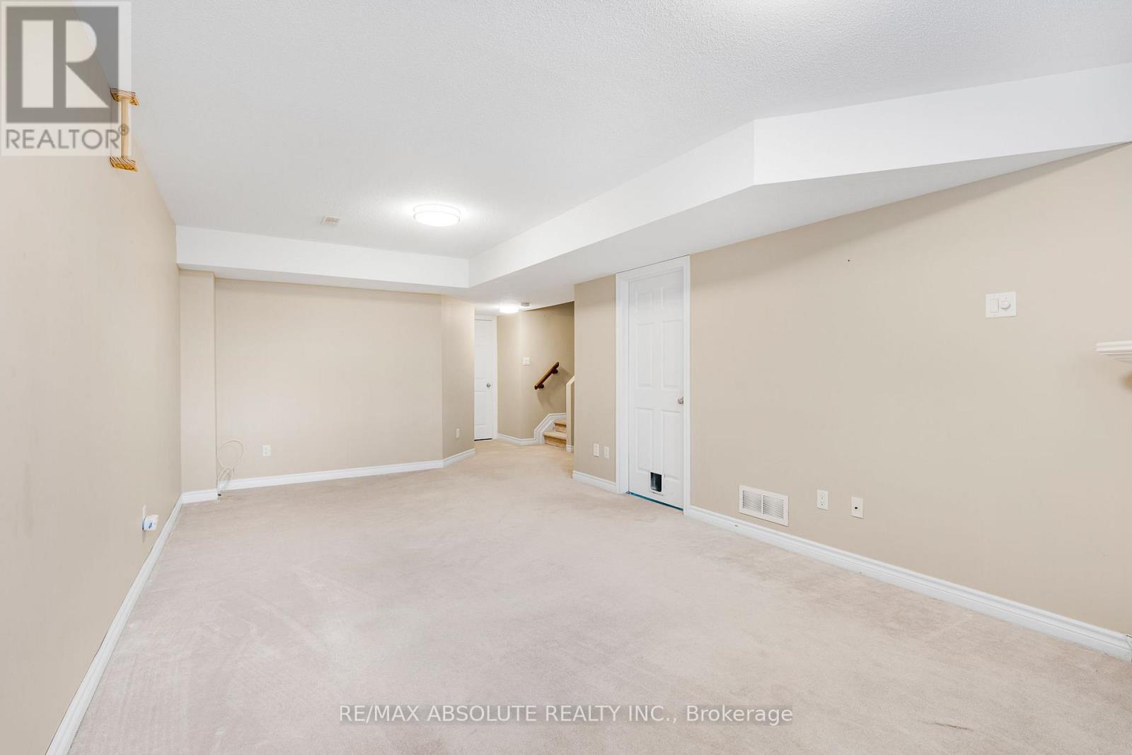663 Lakeridge Drive, Ottawa, Ontario  K4A 0J8 - Photo 25 - X12216926