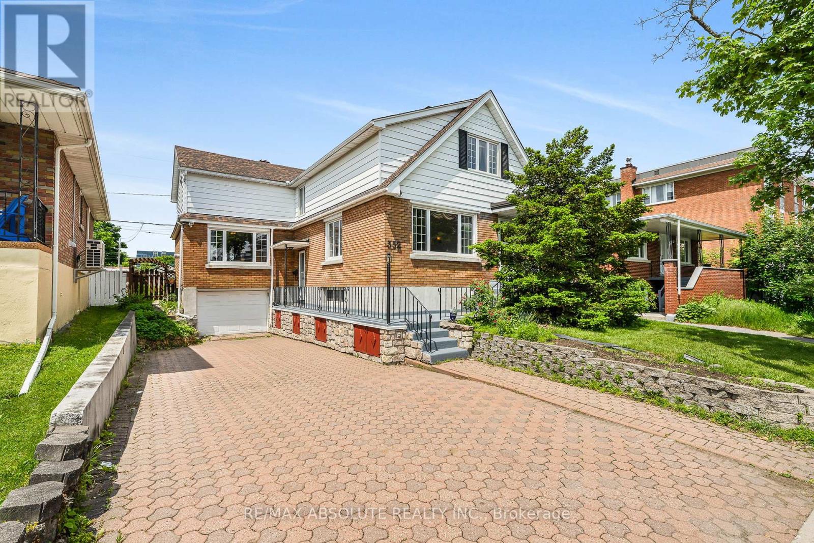 352 Lacasse Avenue, Ottawa, Ontario  K1L 7A9 - Photo 1 - X12216954