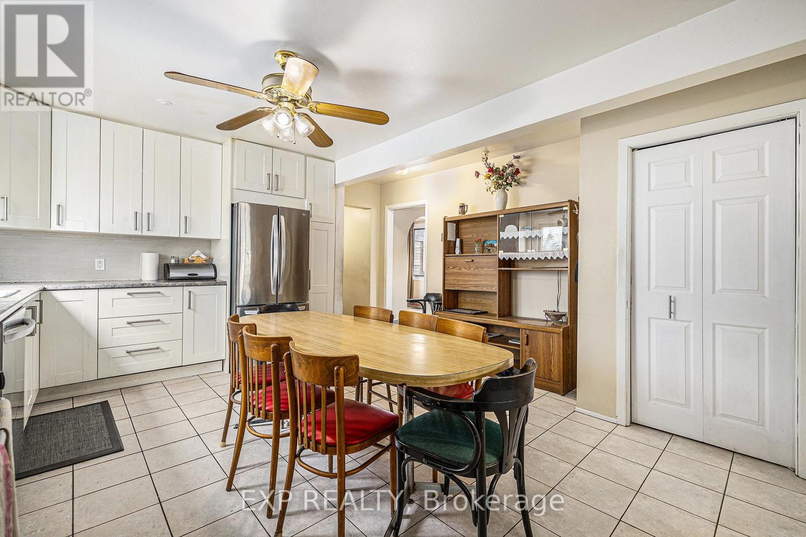 612 Byron Avenue, Ottawa, Ontario  K2A 0E5 - Photo 11 - X12216977