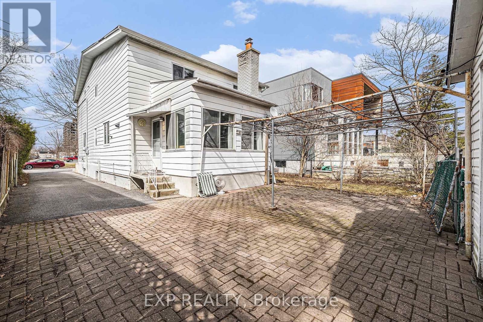 612 Byron Avenue, Ottawa, Ontario  K2A 0E5 - Photo 27 - X12216977