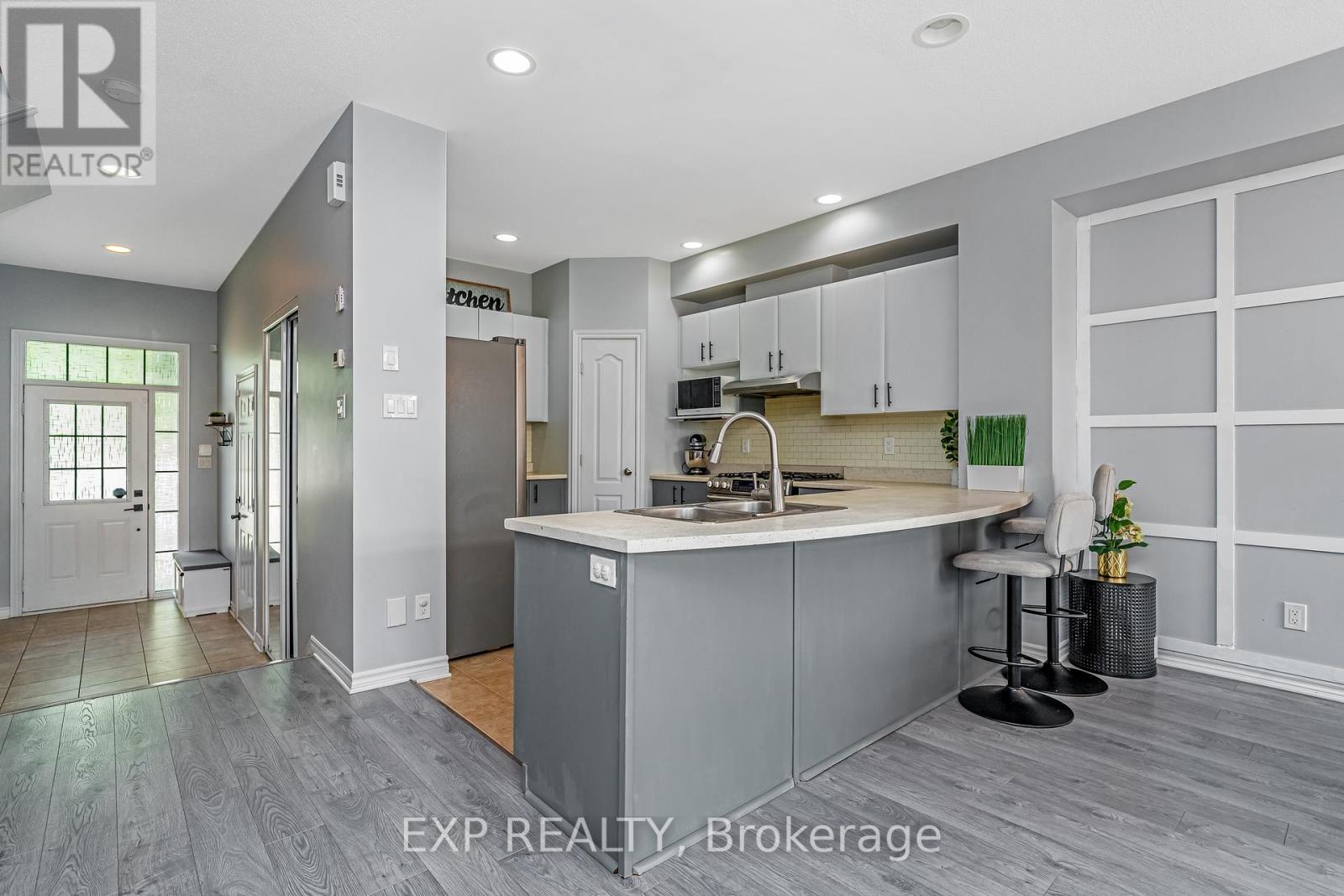 416 Foxhall Way, Ottawa, Ontario  K2M 0G1 - Photo 12 - X12217020