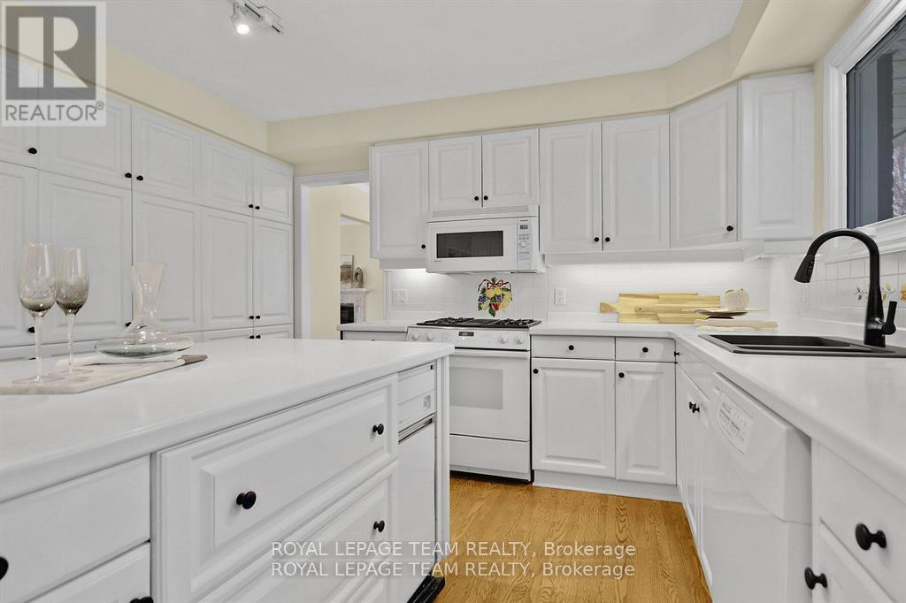1781 Rhodes Crescent, Ottawa, Ontario  K1H 5T1 - Photo 18 - X12217055