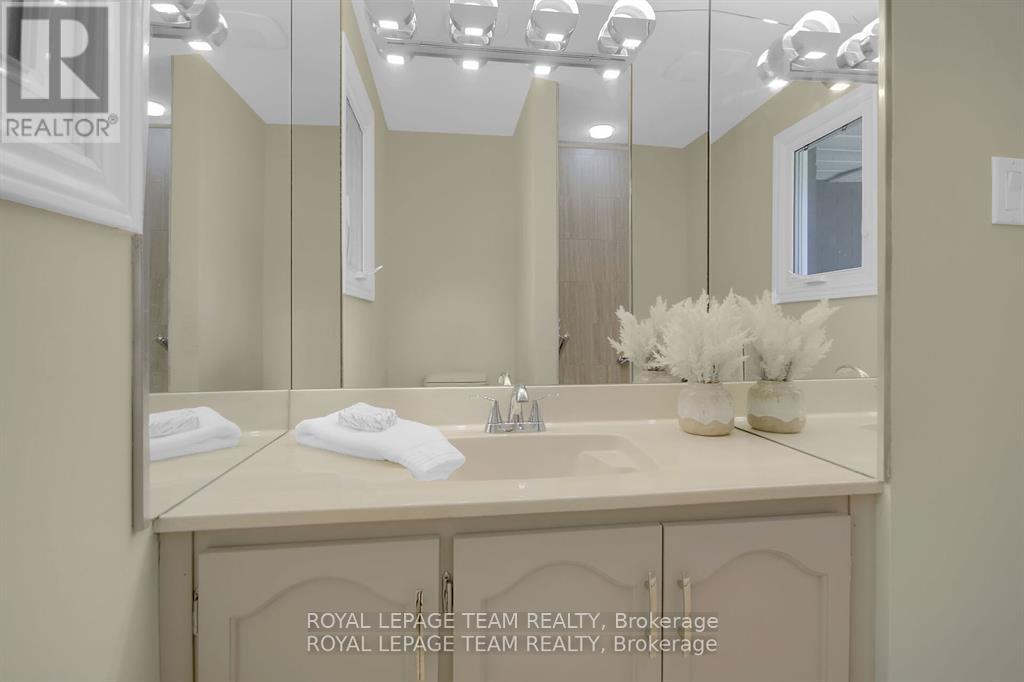 1781 Rhodes Crescent, Ottawa, Ontario  K1H 5T1 - Photo 26 - X12217055
